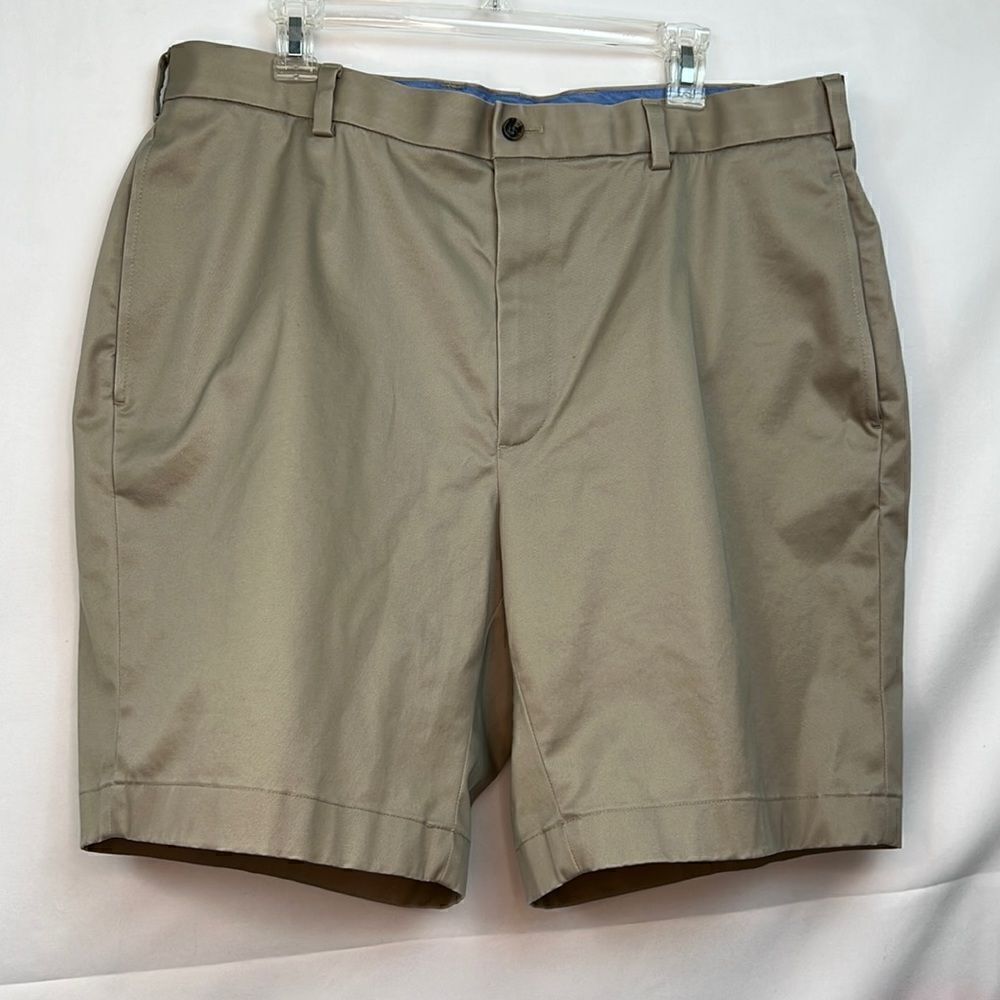Brooks Brothers Tan Khaki light weight Advantage Chino shorts size 38